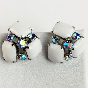 CORO 1950s - Cluster rhinestone, White Lucite Clip on Earrings
